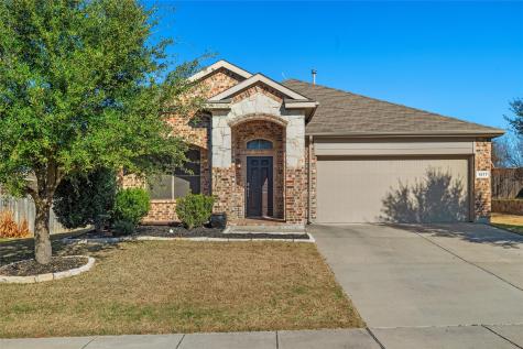 1217 Meadowlakes Drive Azle TX 76020