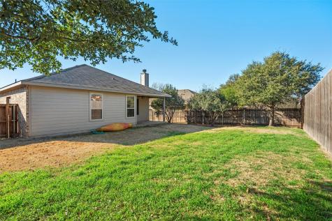 1217 Meadowlakes Drive Azle TX 76020
