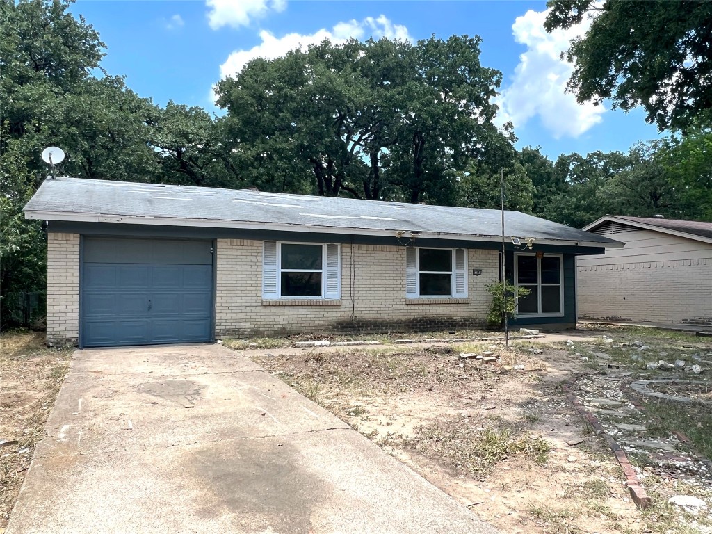 12503 Meadowcrest Lane Balch Springs TX 75180