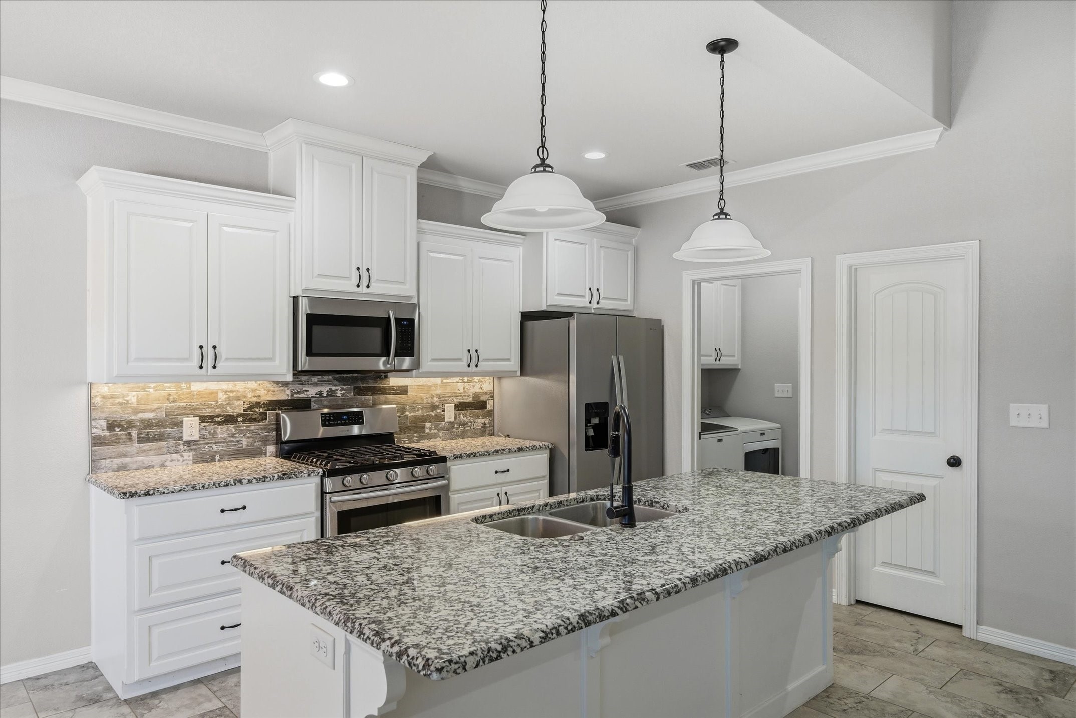 220 Patience Avenue Lindale TX 75771