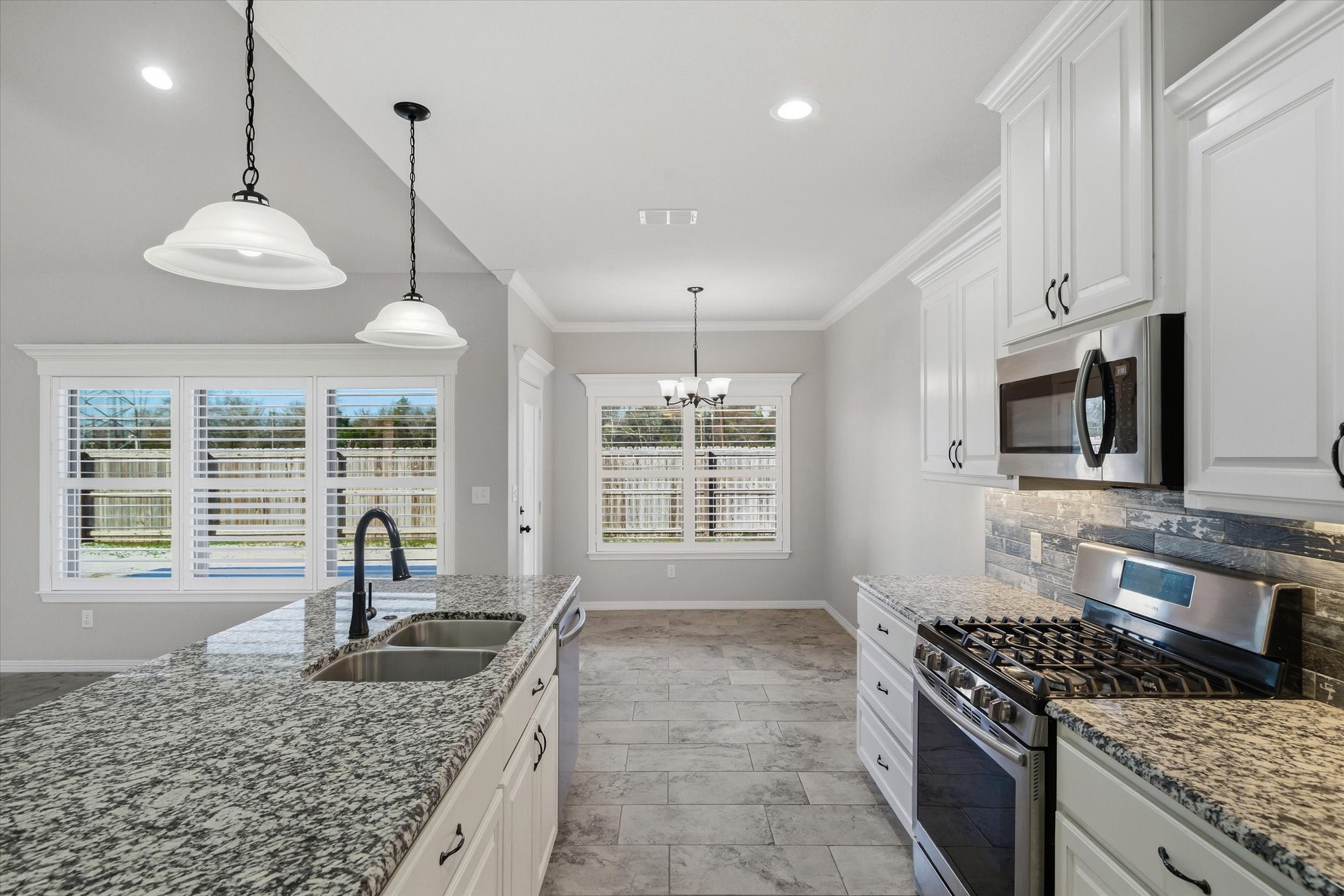 220 Patience Avenue Lindale TX 75771