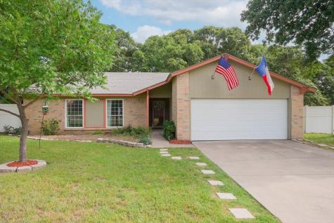 904 Lake Crest Parkway Azle TX 76020