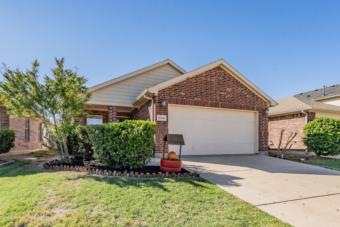 5925 Kristen Drive Fort Worth TX 76131