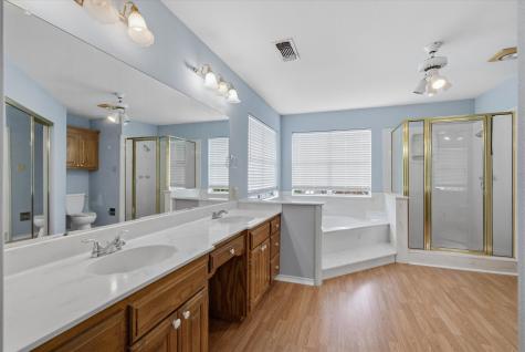 290 Sycamore Street Van TX 75790