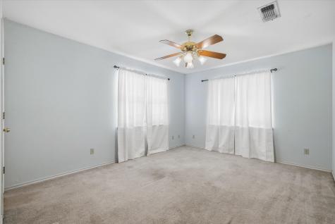 290 Sycamore Street Van TX 75790