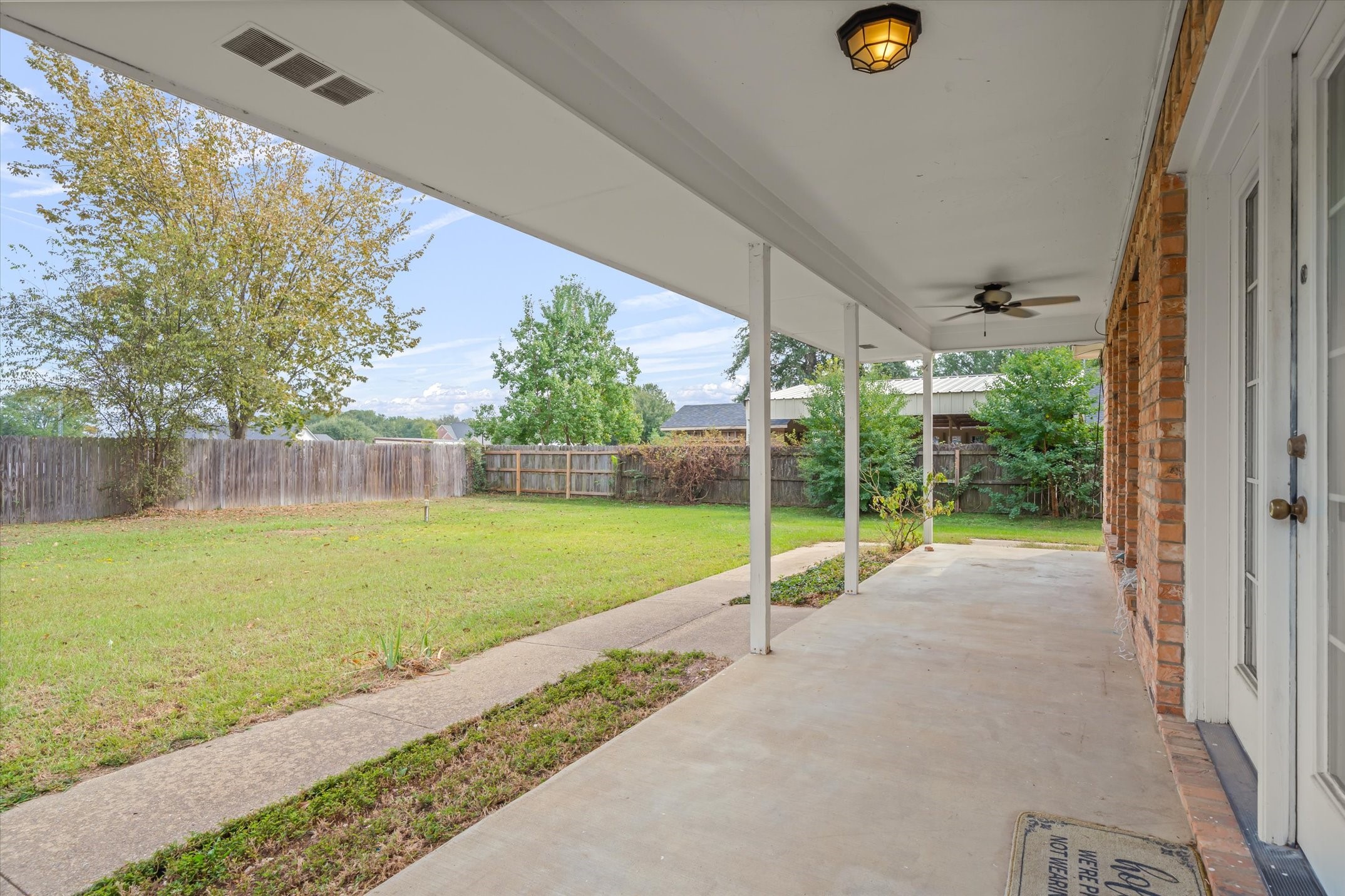 290 Sycamore Street Van TX 75790