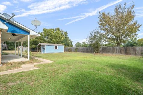 290 Sycamore Street Van TX 75790