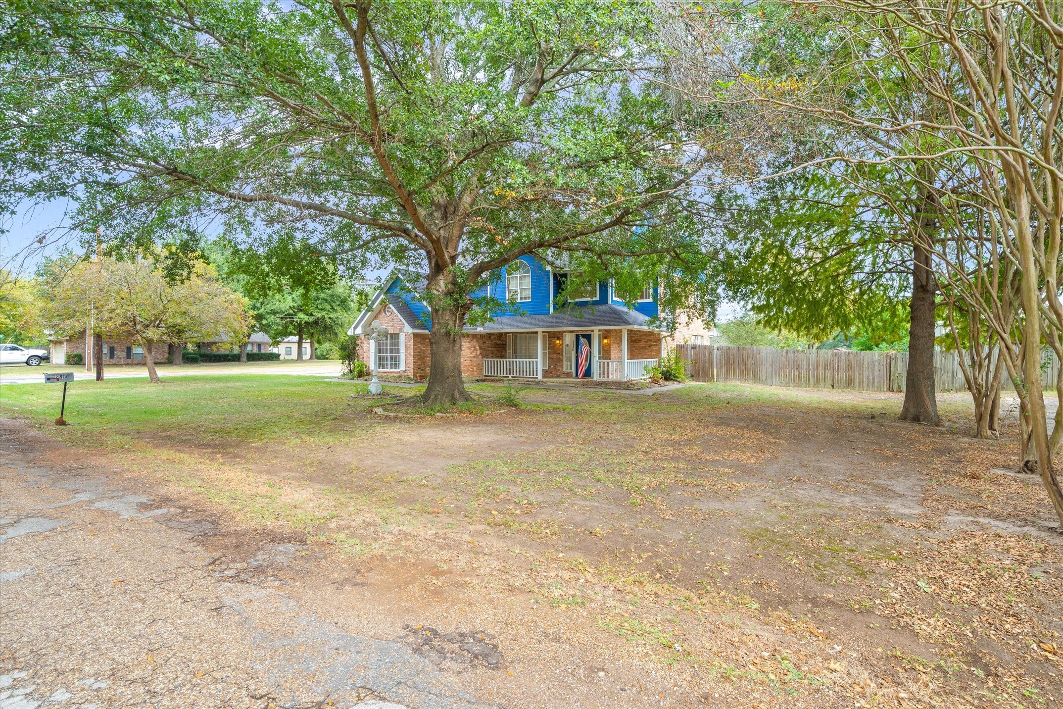 290 Sycamore Street Van TX 75790