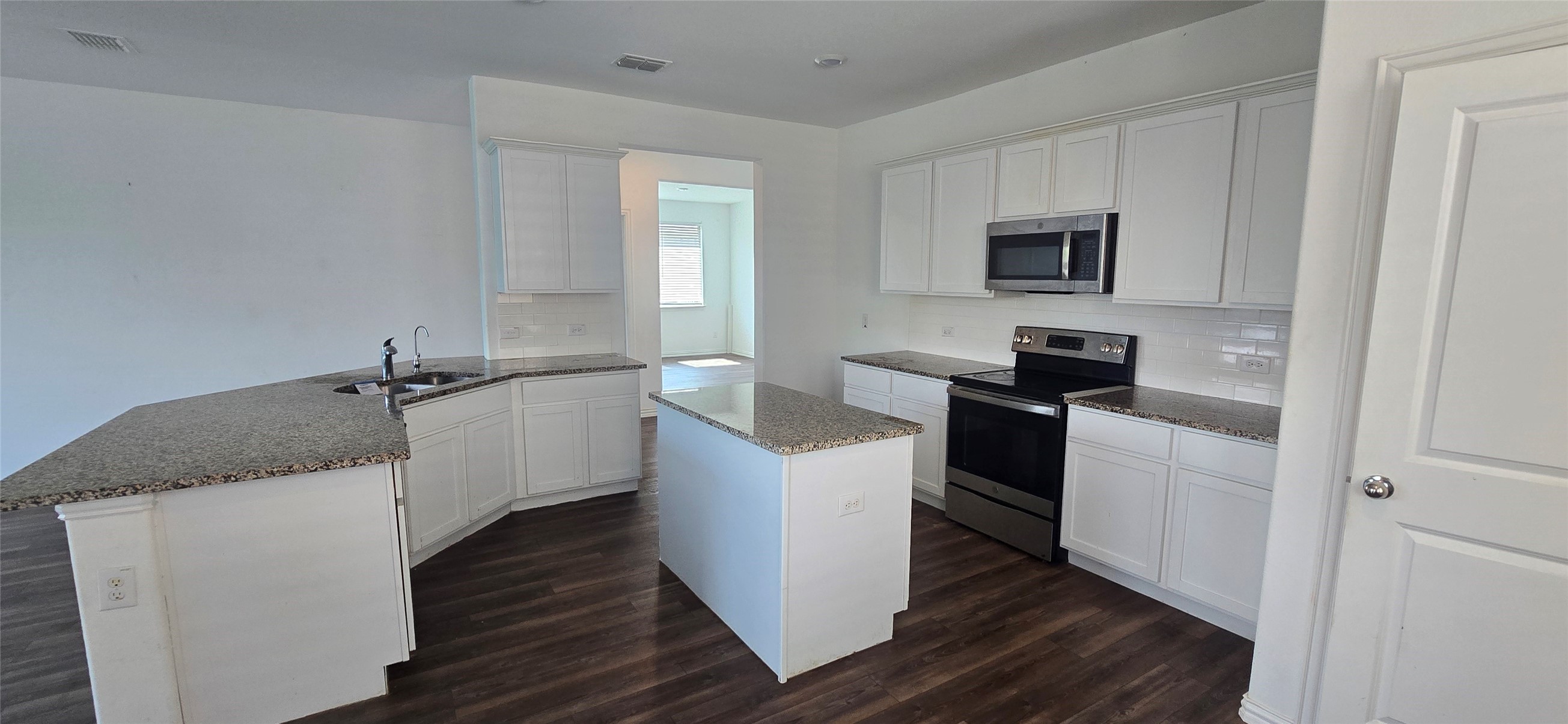 6952 Falconer Way Fort Worth TX 76179