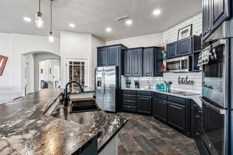 2100 Gene Court Granbury TX 76048