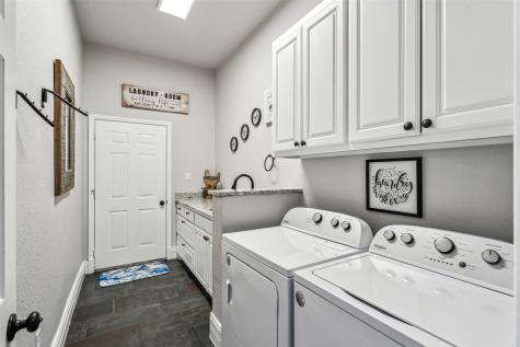 2100 Gene Court Granbury TX 76048