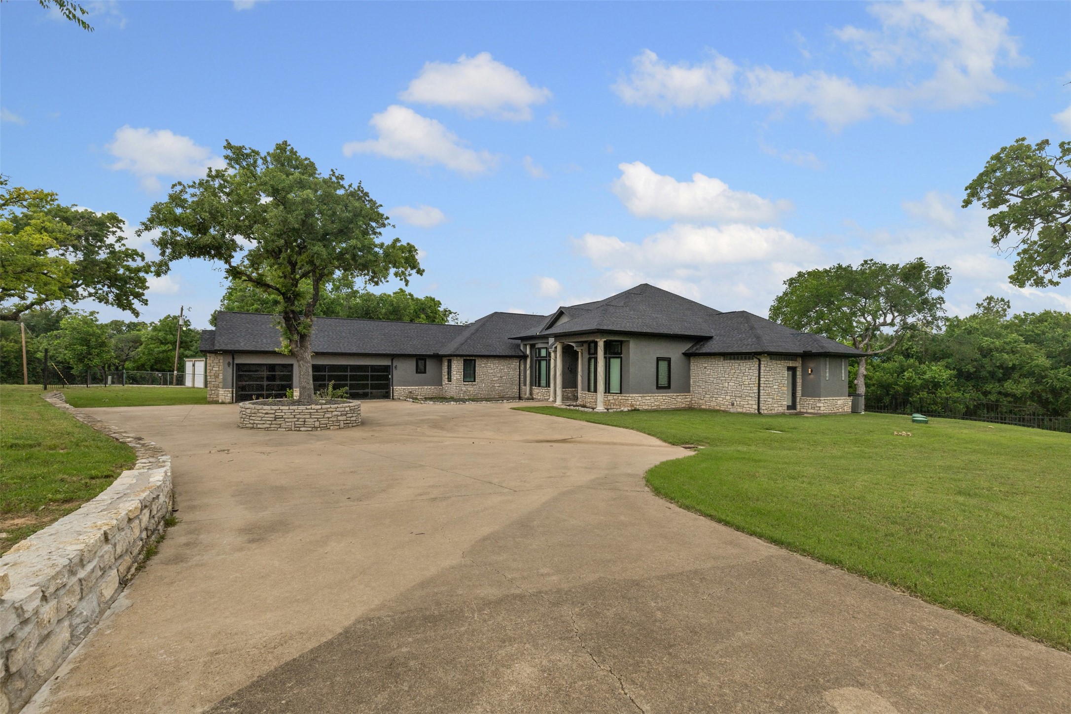 2100 Gene Court Granbury TX 76048