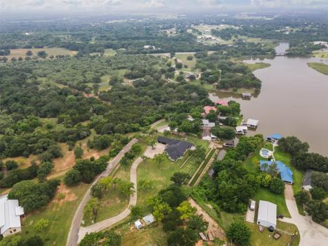 2100 Gene Court Granbury TX 76048