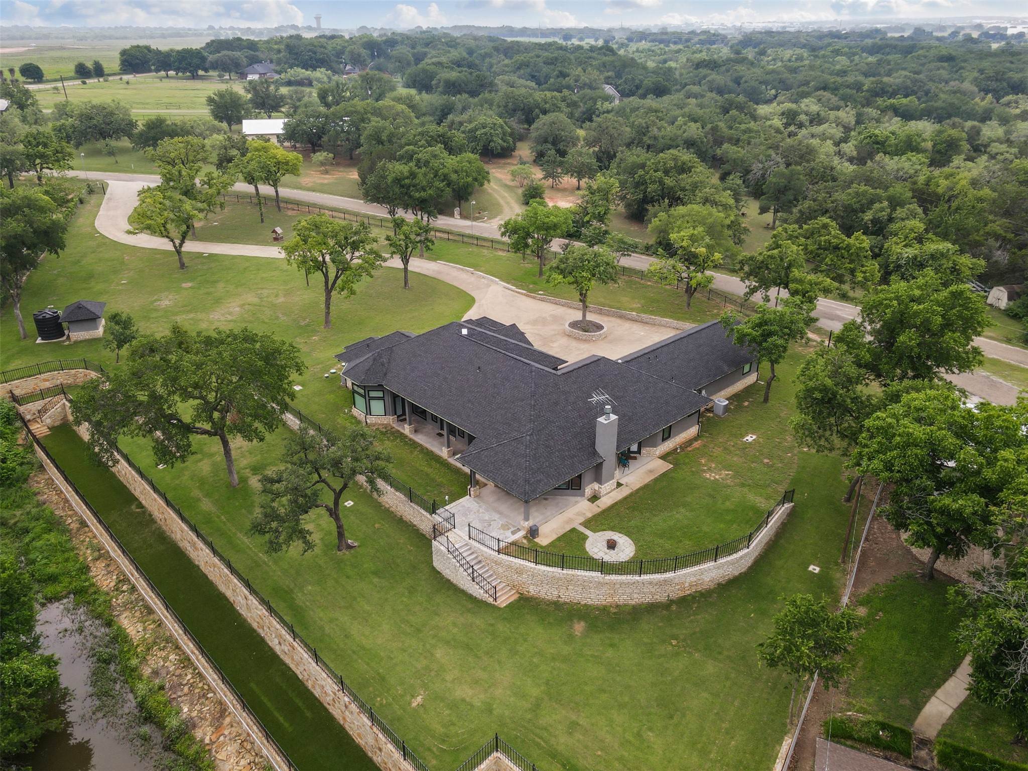 2100 Gene Court Granbury TX 76048