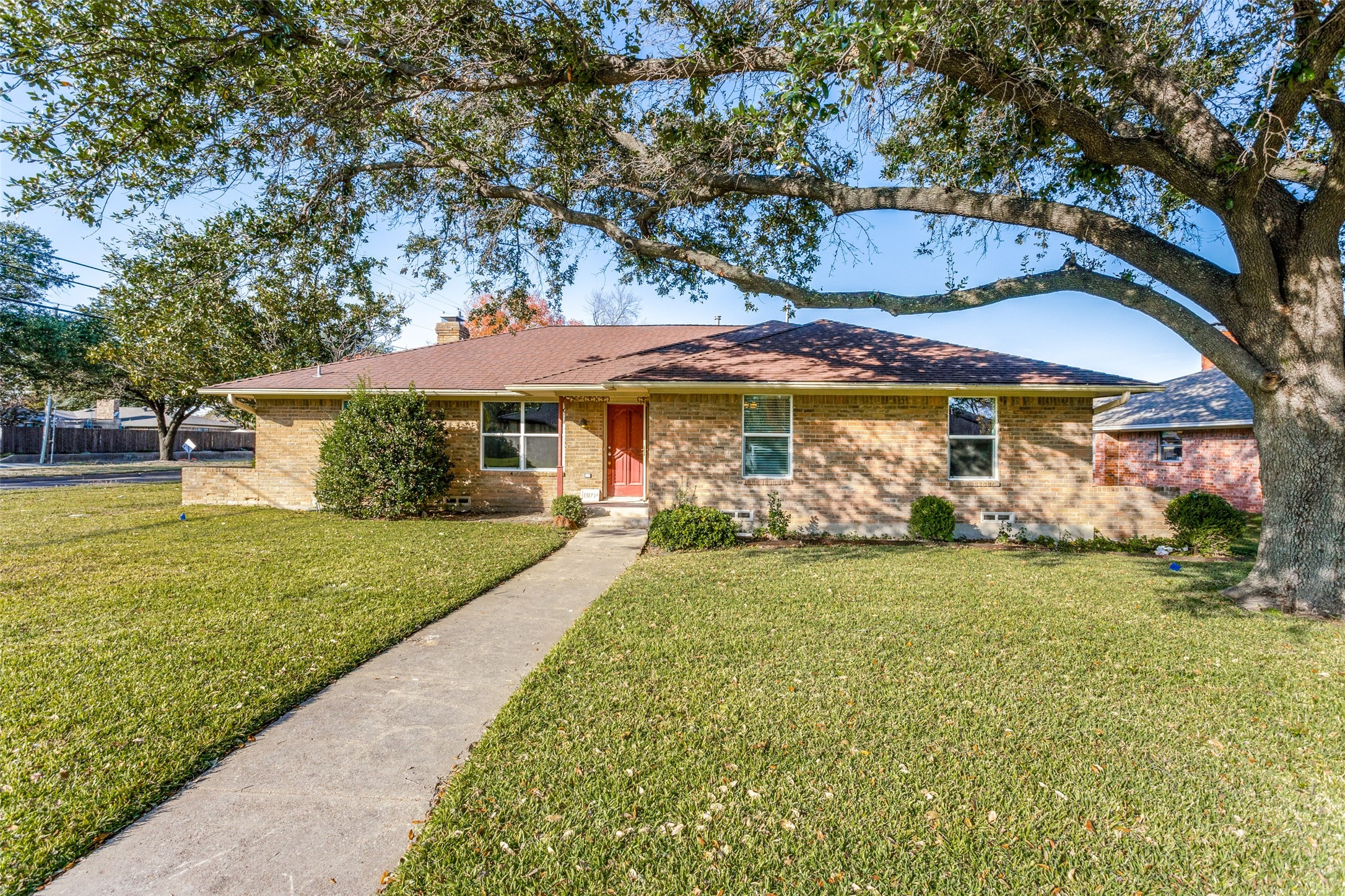 1317 Leicester Street Garland TX 75040