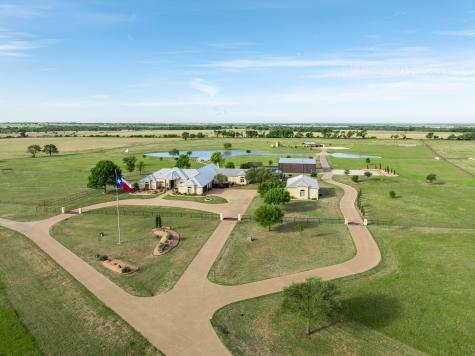 887 Hcr. 3110 N Abbott TX 76621