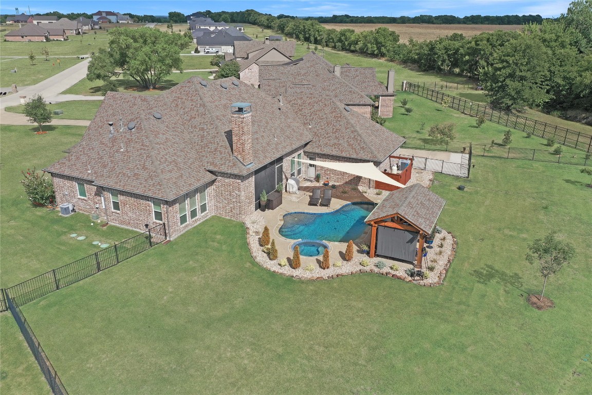 4408 Lake Breeze Drive Mckinney TX 75071
