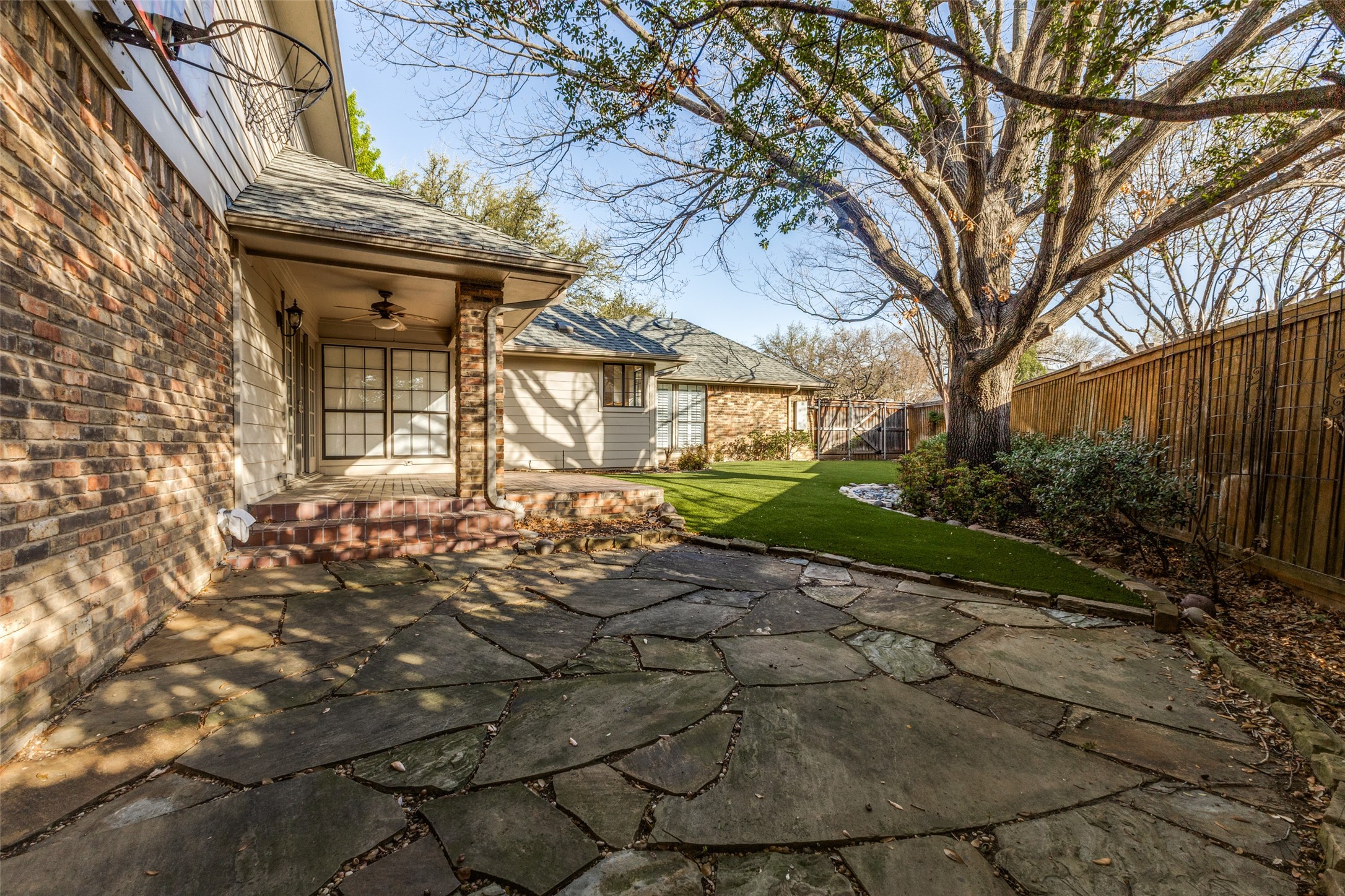 8014 Abramshire Avenue Dallas TX 75231
