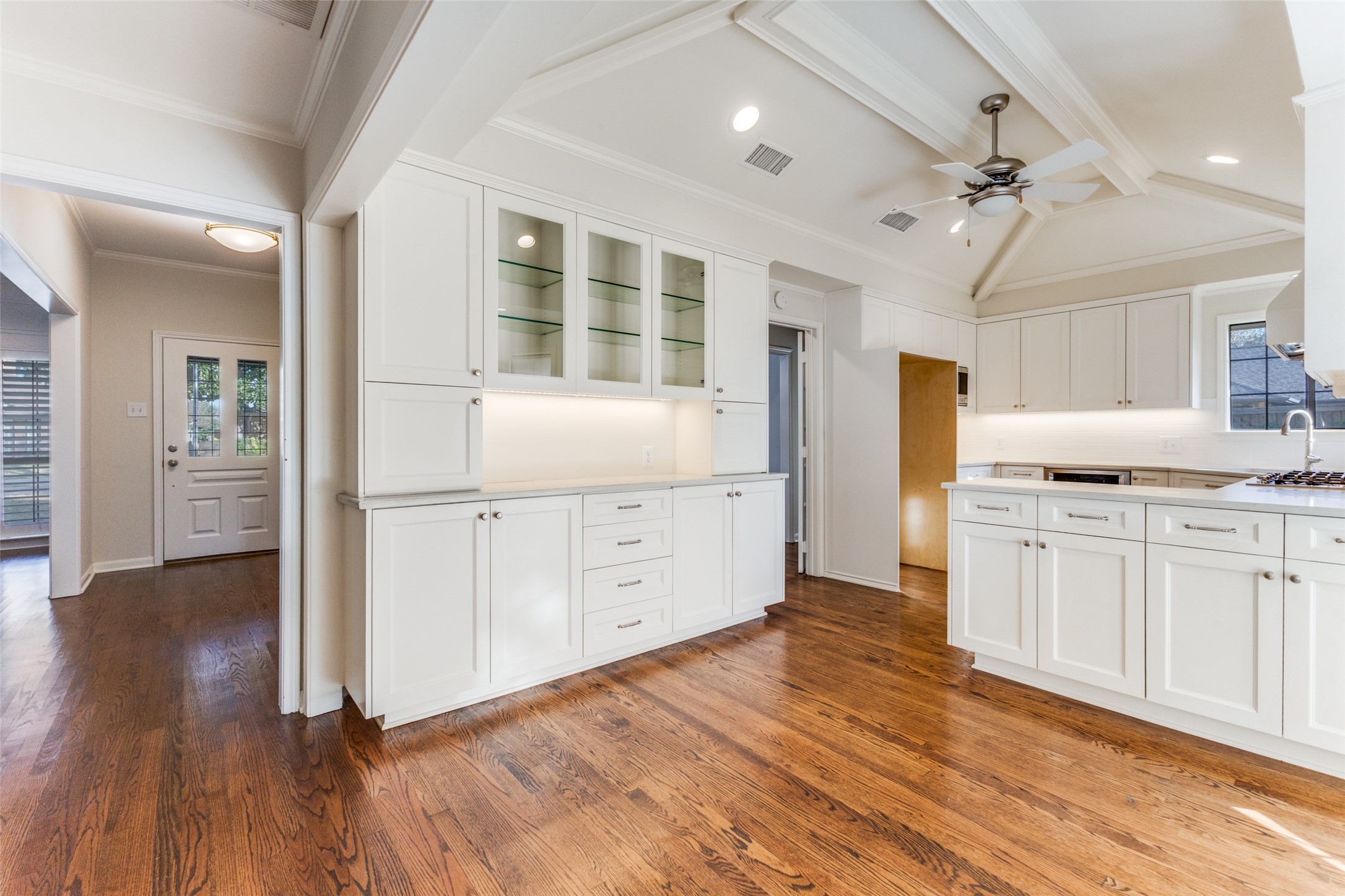 8014 Abramshire Avenue Dallas TX 75231