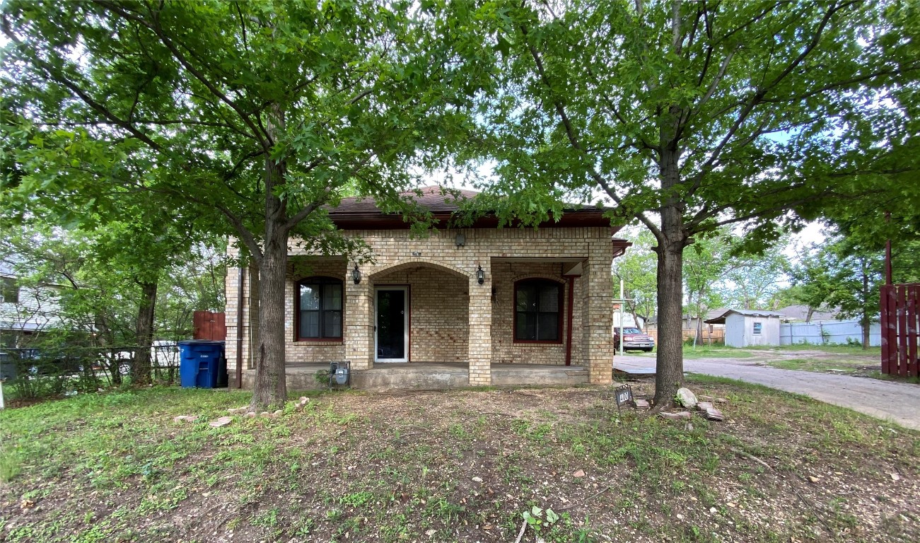 400 N Denver Street Dallas TX 75203