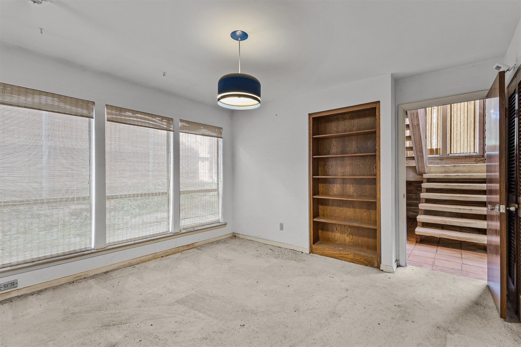 905 Easton Place Dallas TX 75218