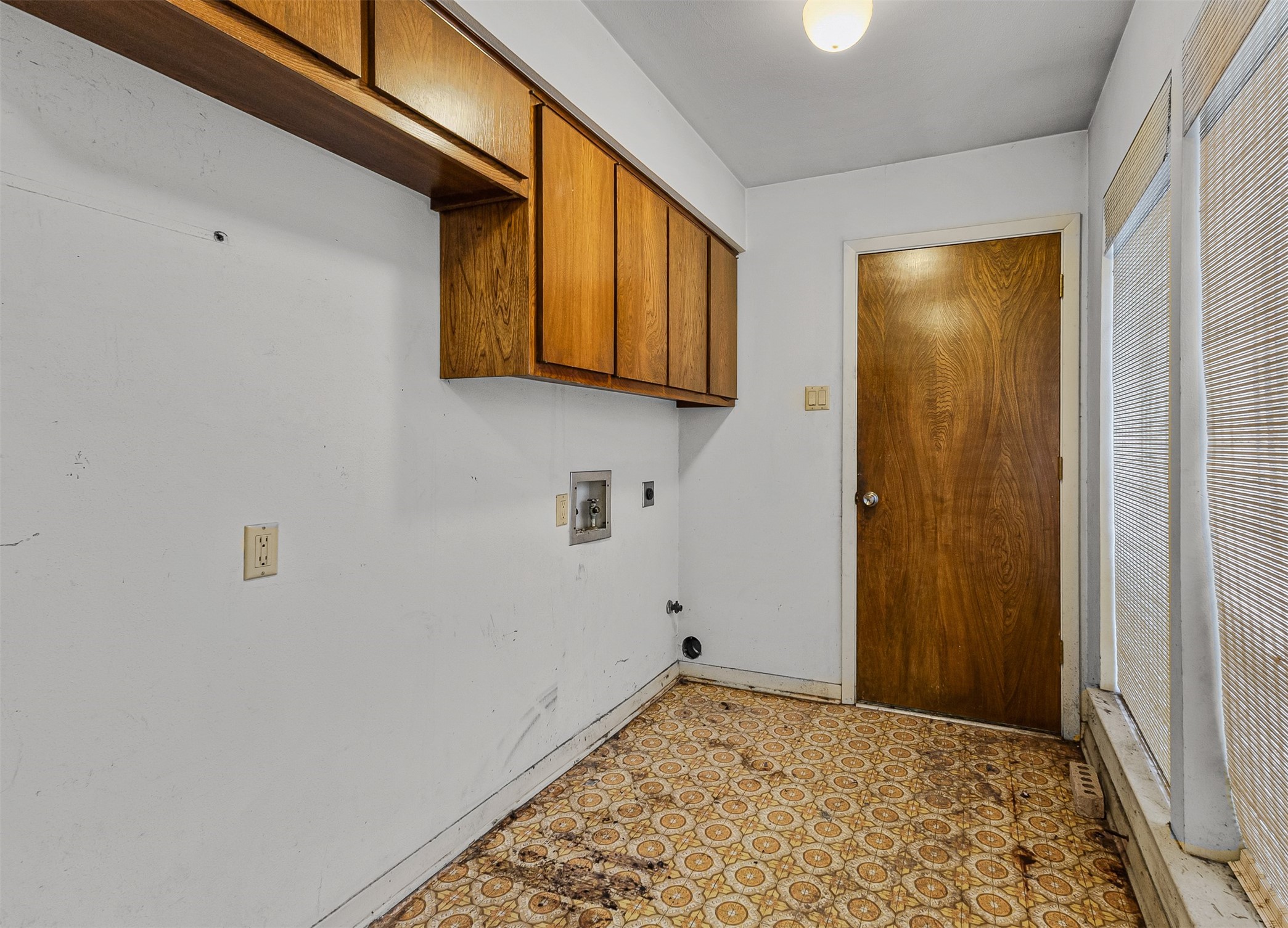 905 Easton Place Dallas TX 75218