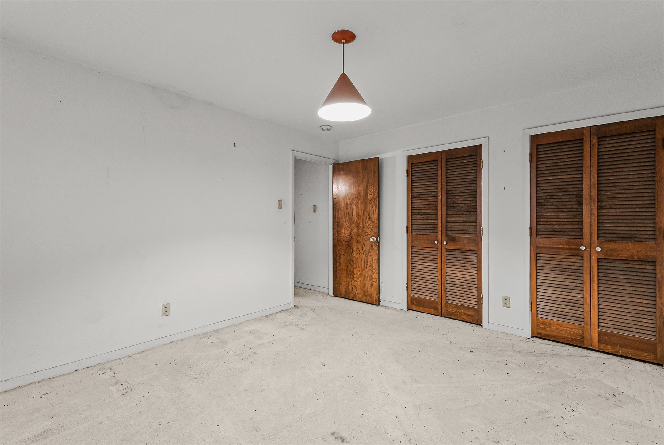905 Easton Place Dallas TX 75218