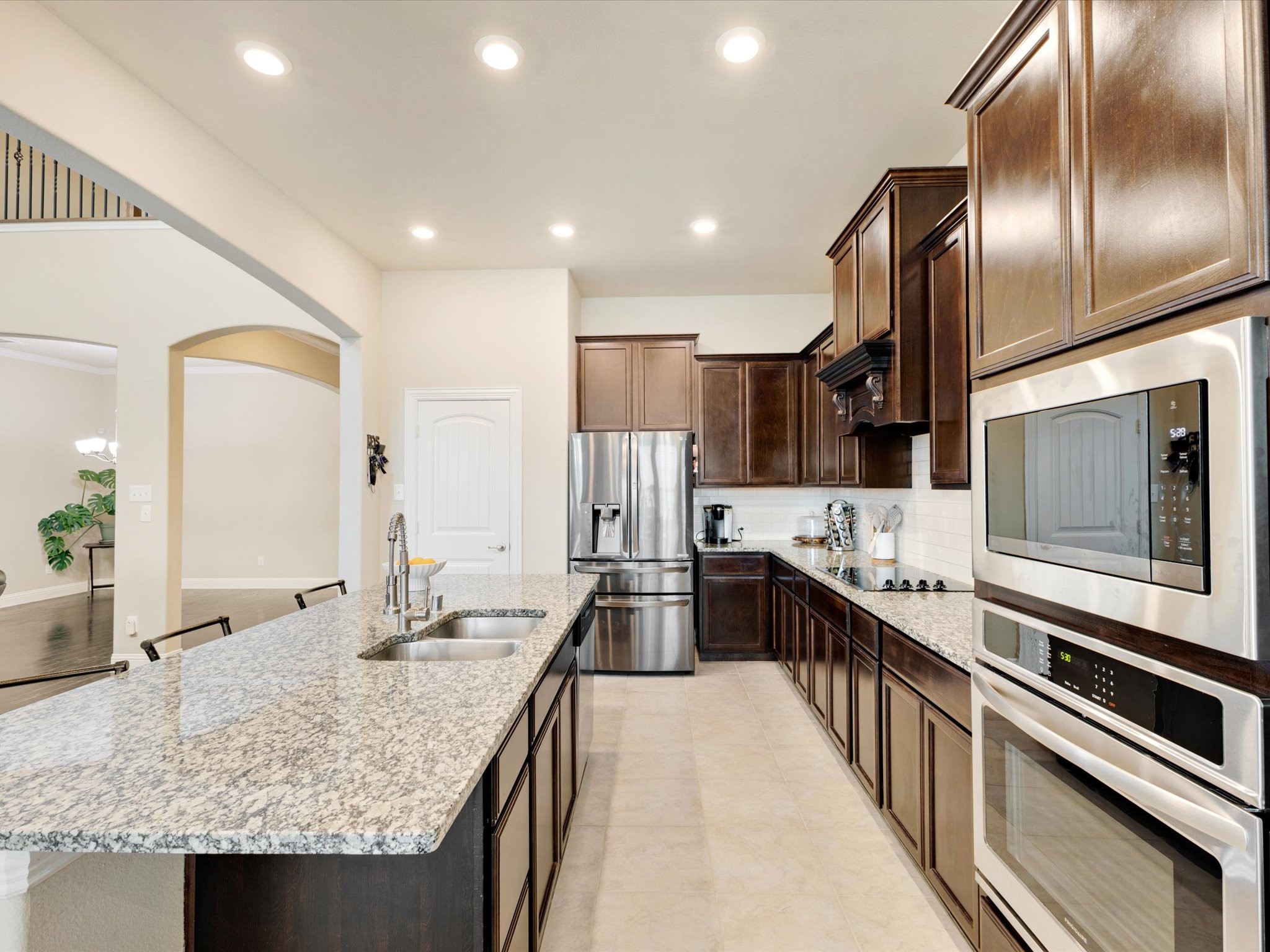 614 Woodridge Drive Oak Point TX 75068