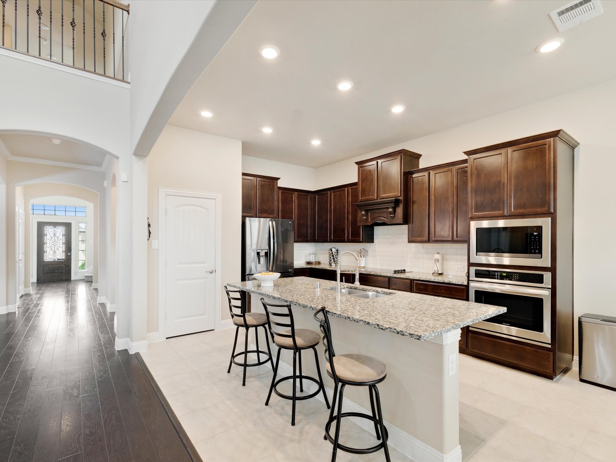 614 Woodridge Drive Oak Point TX 75068