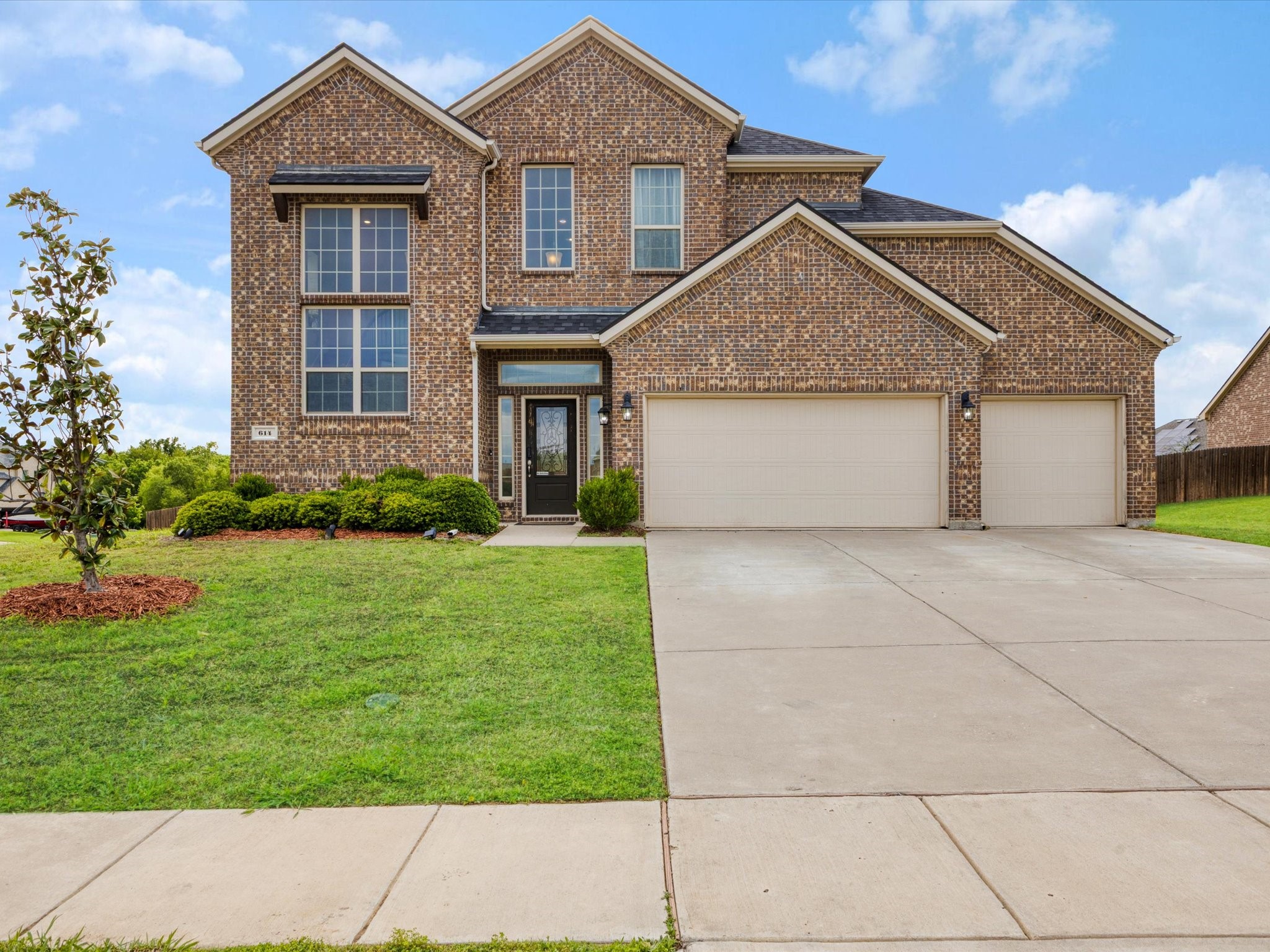 614 Woodridge Drive Oak Point TX 75068
