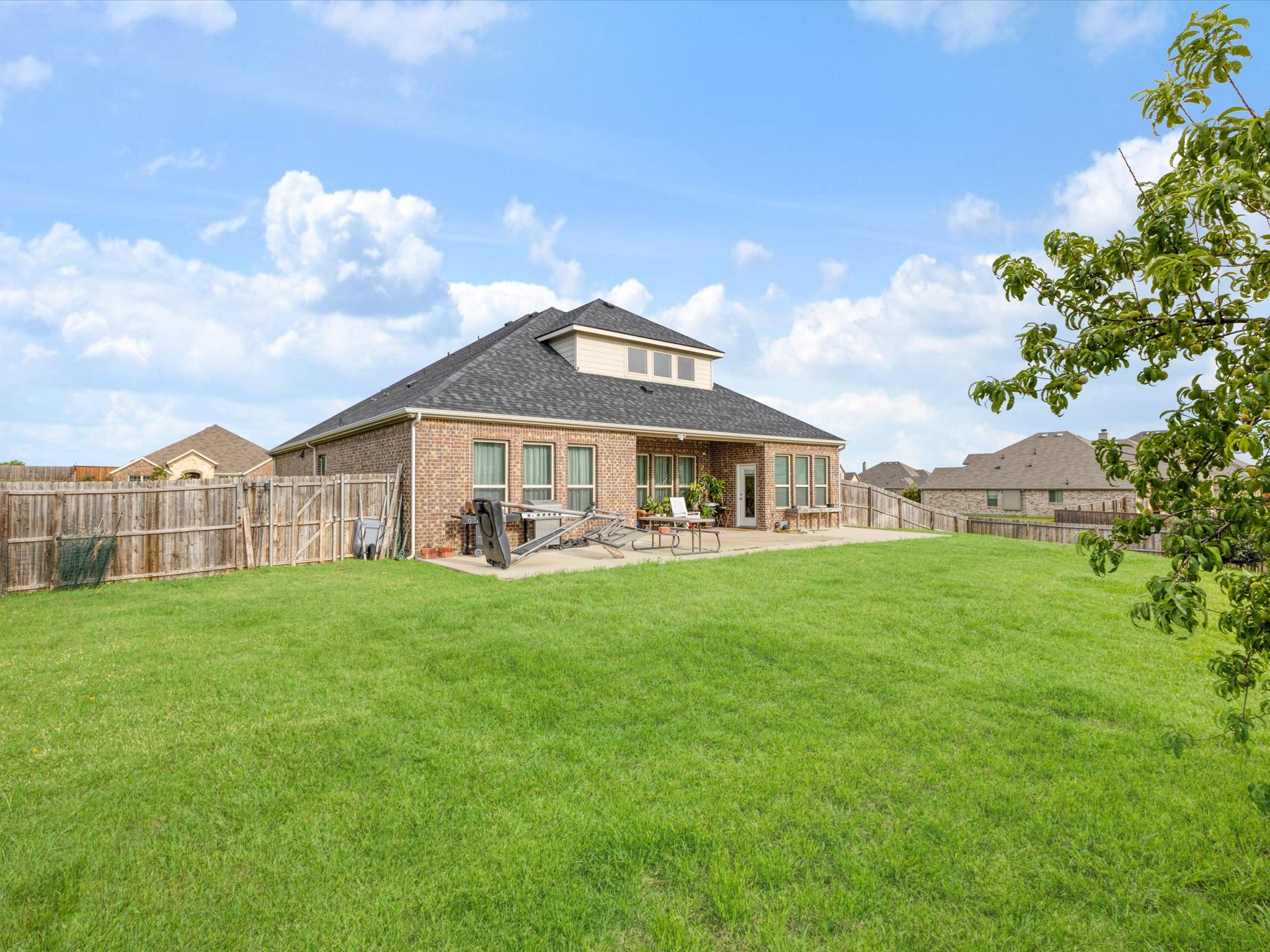 614 Woodridge Drive Oak Point TX 75068