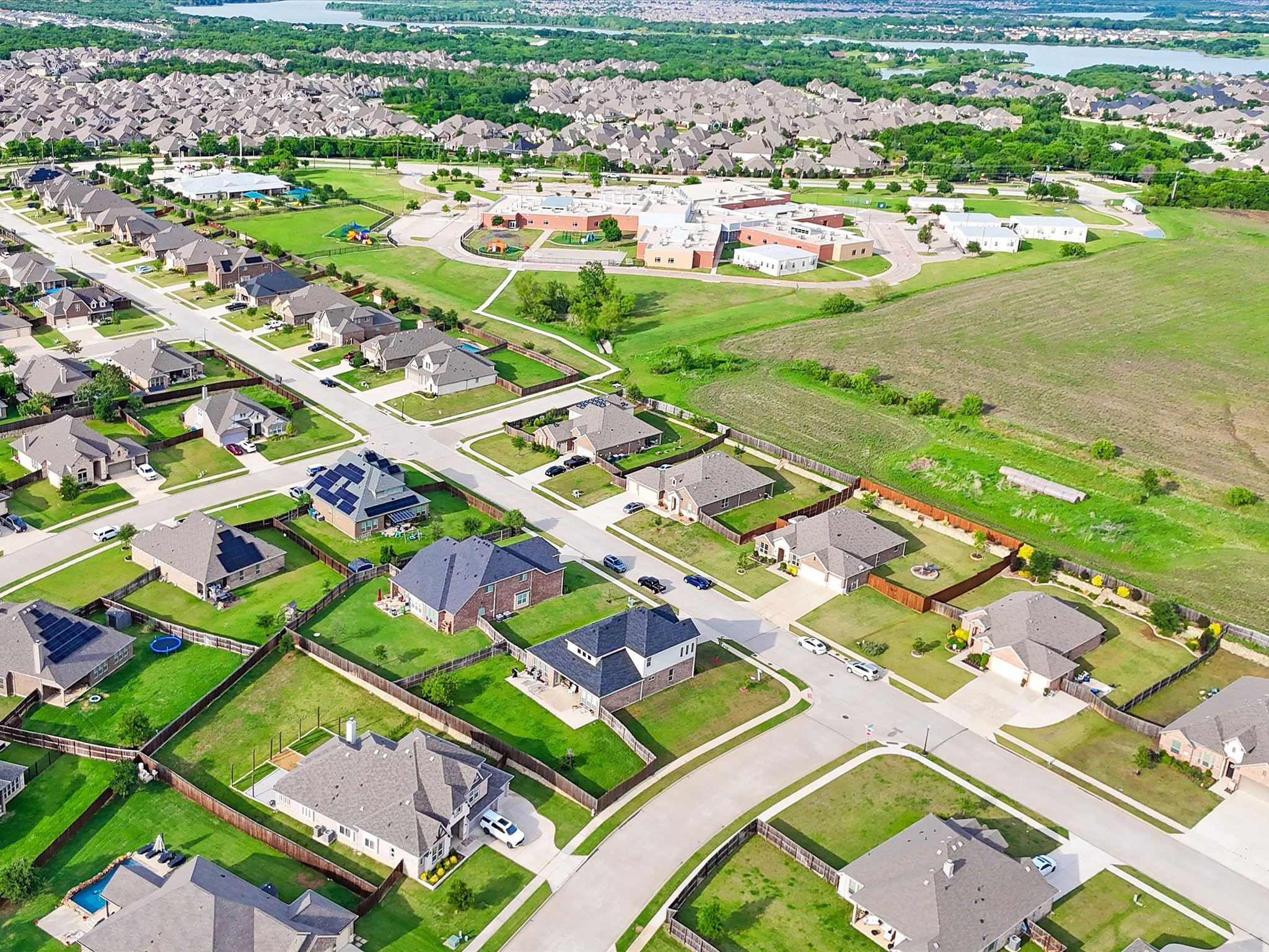 614 Woodridge Drive Oak Point TX 75068