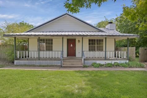 1204 Dan Gould Drive Arlington TX 76001