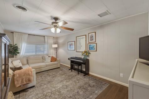 11311 Sinclair Avenue Dallas TX 75218