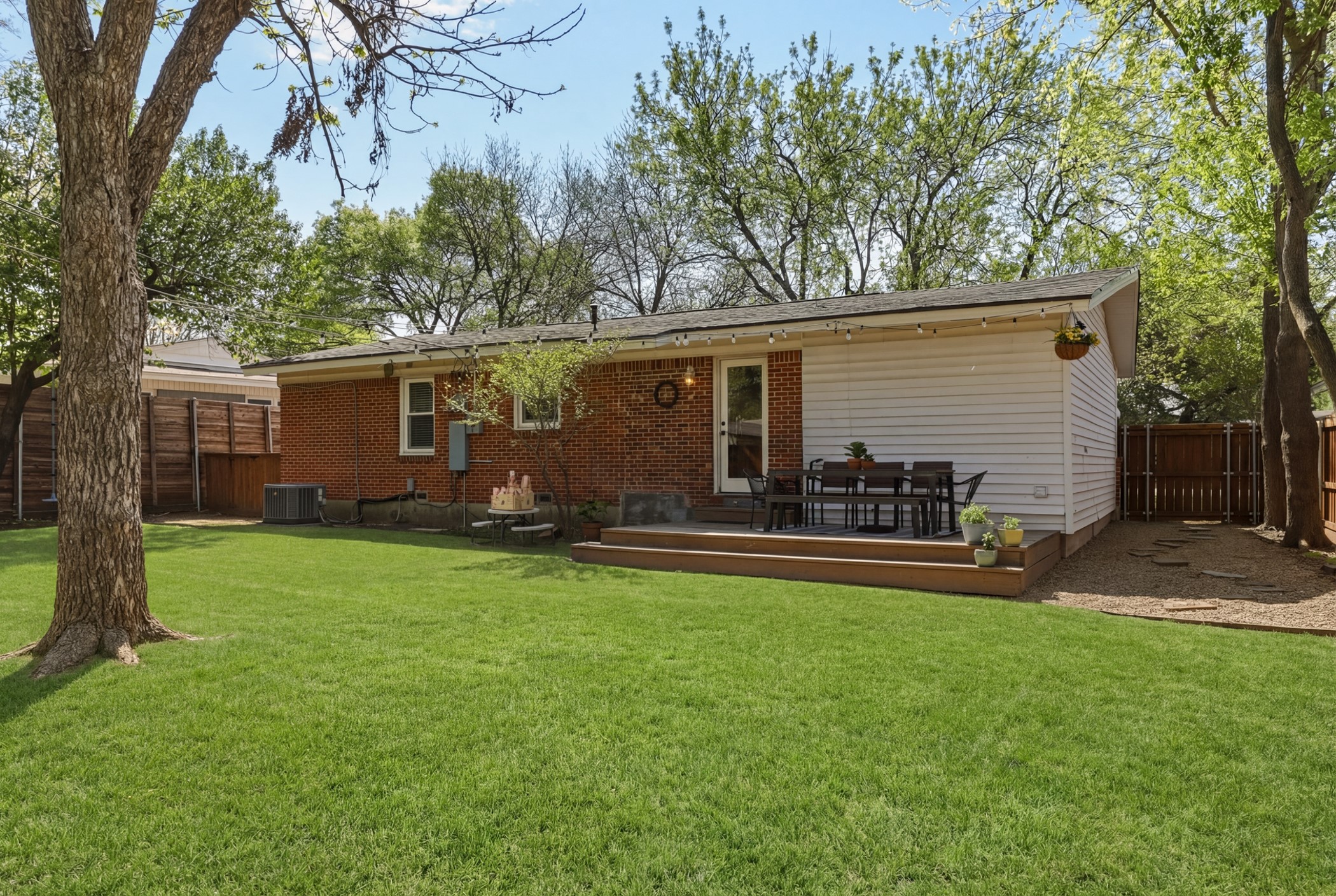 11311 Sinclair Avenue Dallas TX 75218