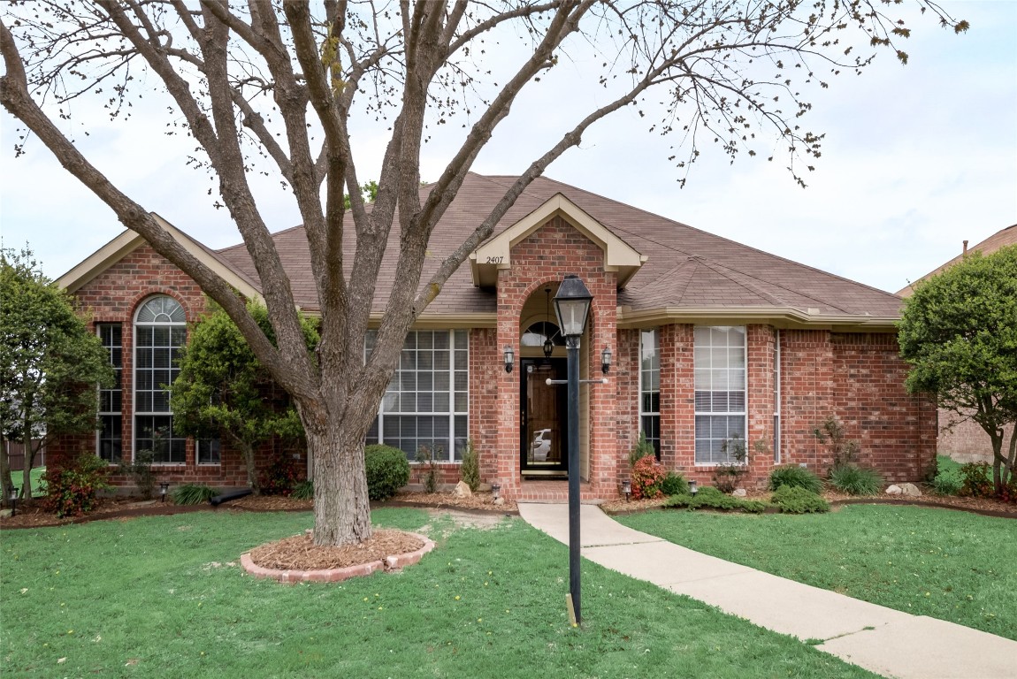 2407 Brookchase Drive Mesquite TX 75181
