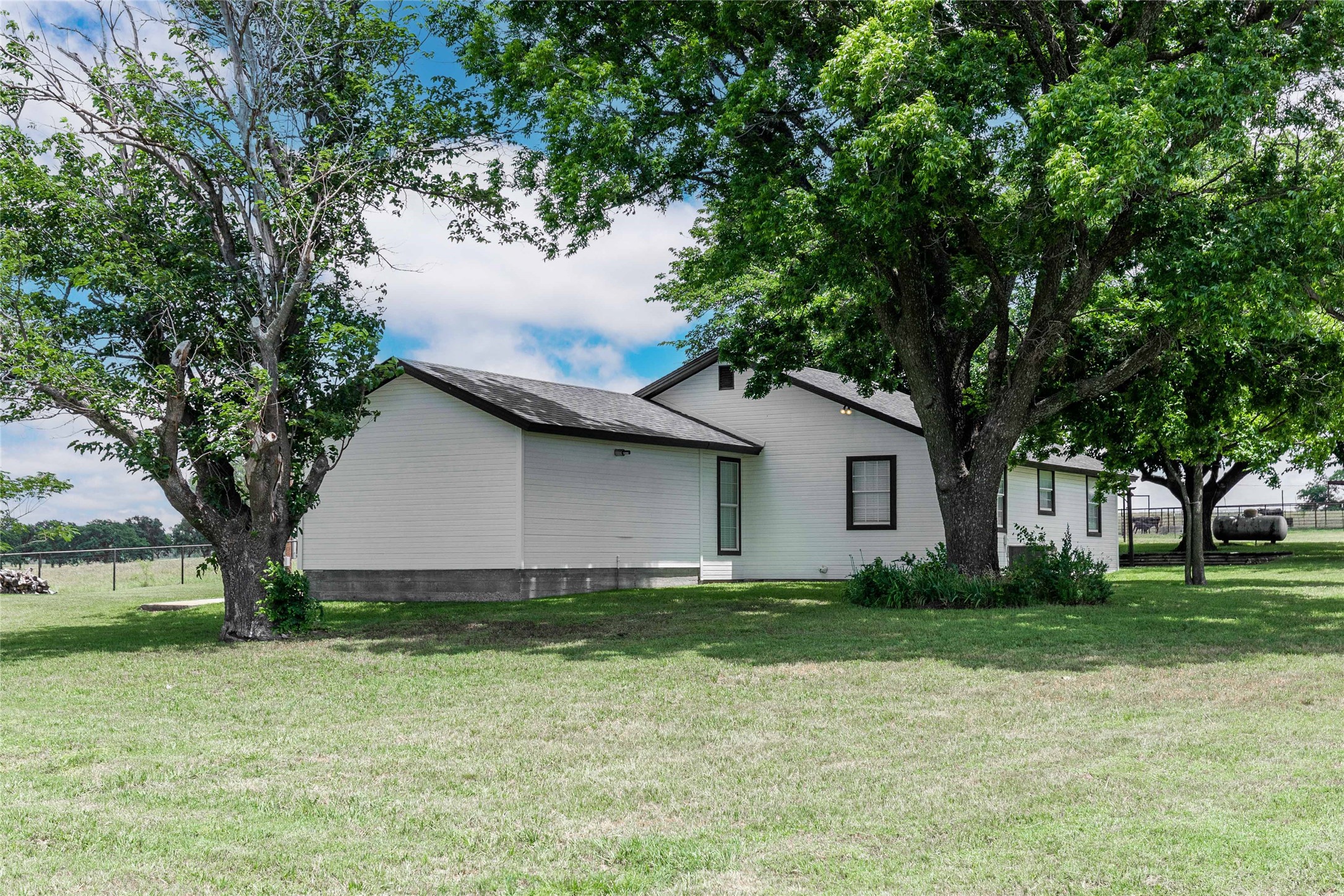 19050 County Road 487 May TX 76857