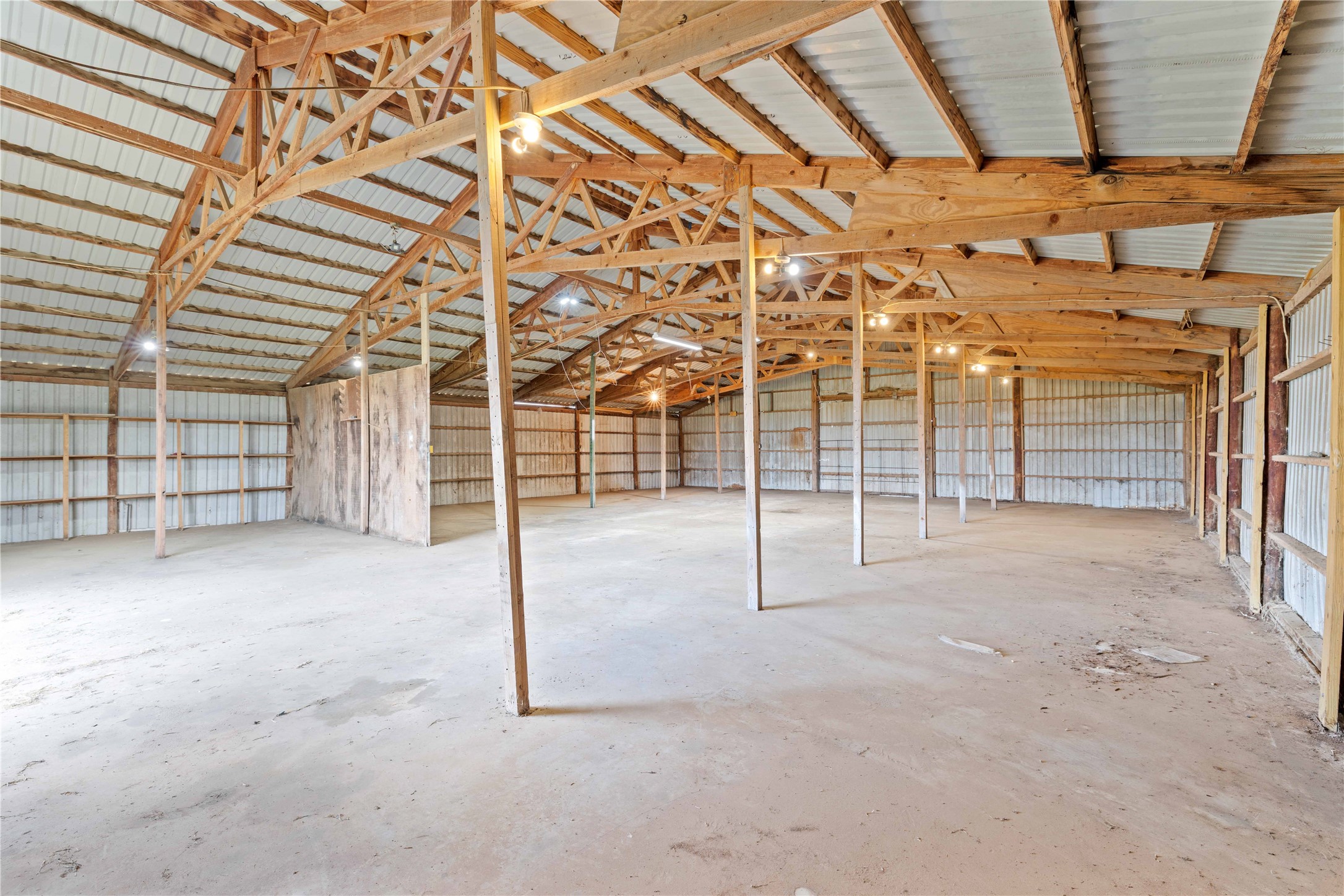 19050 County Road 487 May TX 76857