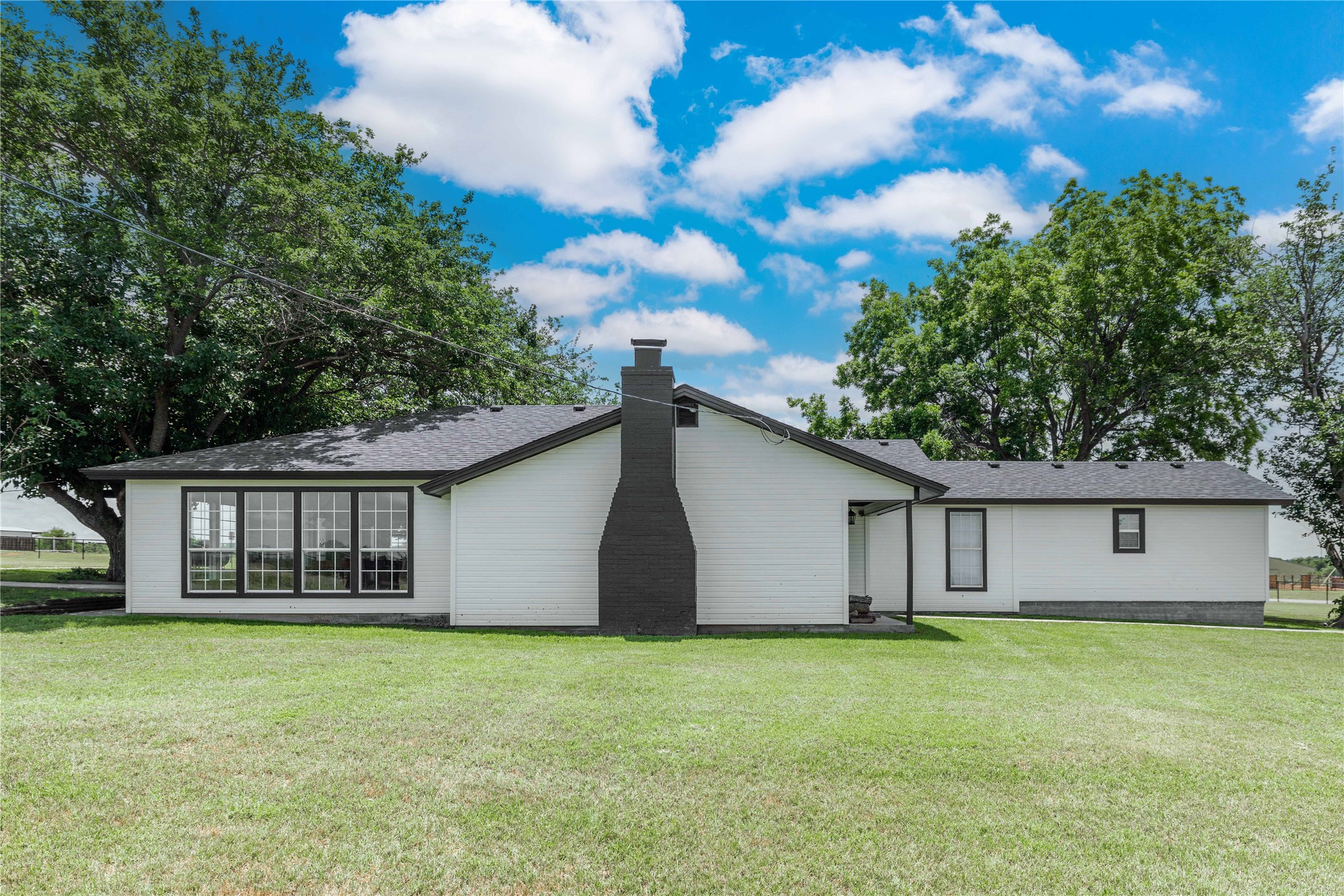 19050 County Road 487 May TX 76857