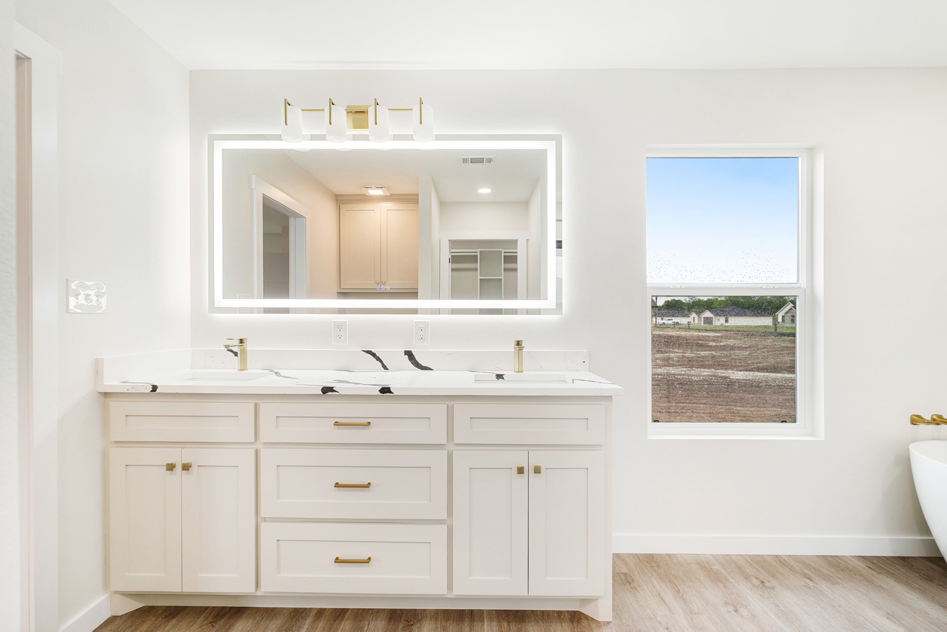 59 Private Road 33039 Sumner TX 75421