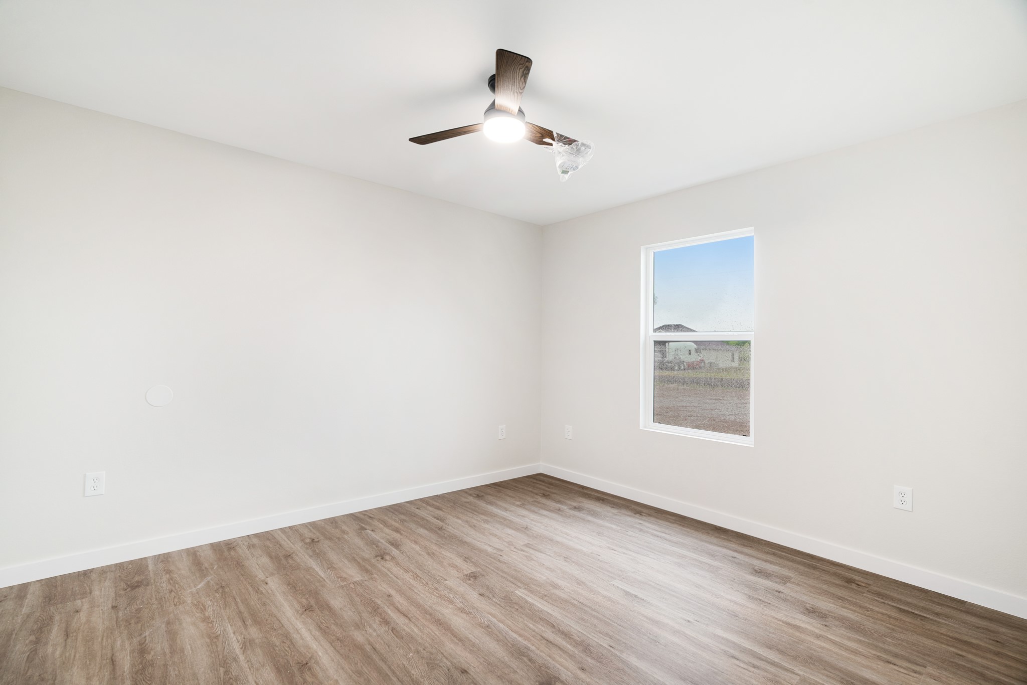 59 Private Road 33039 Sumner TX 75421