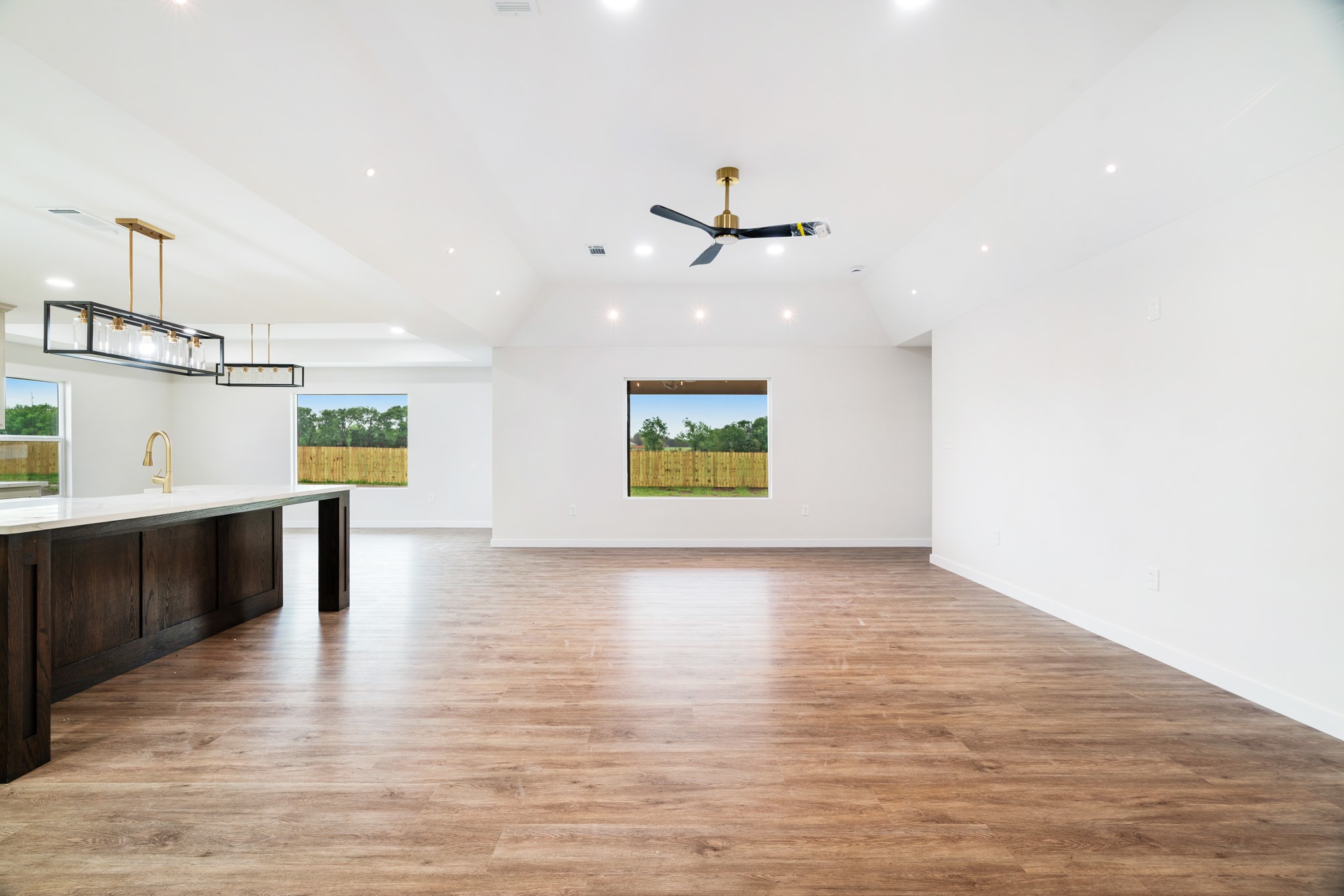 59 Private Road 33039 Sumner TX 75421