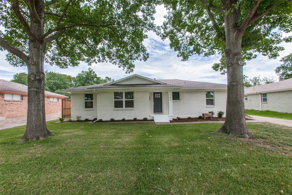 2366 Saint Francis Avenue Dallas TX 75228