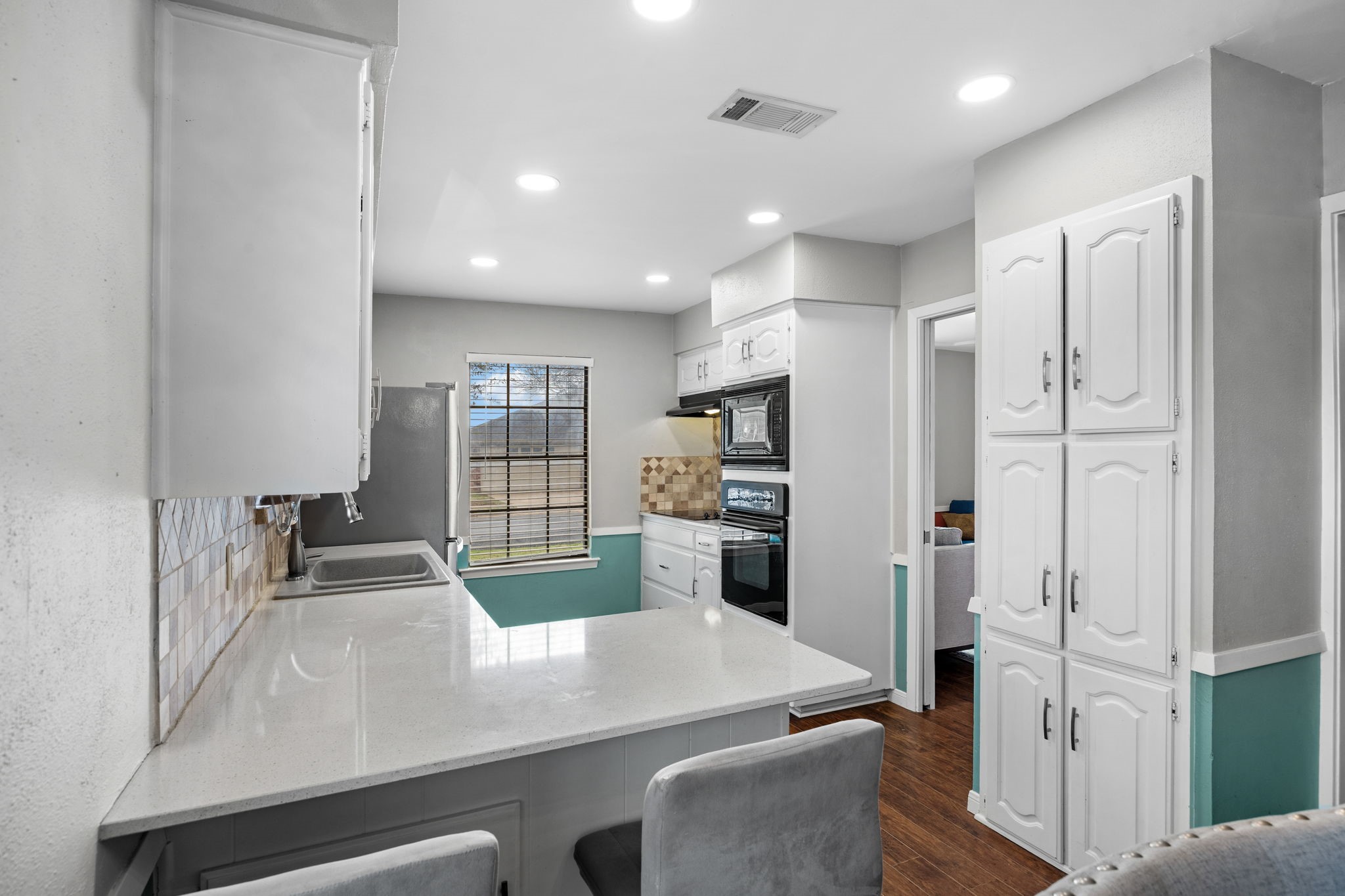 3125 Teakwood Drive Bedford TX 76021
