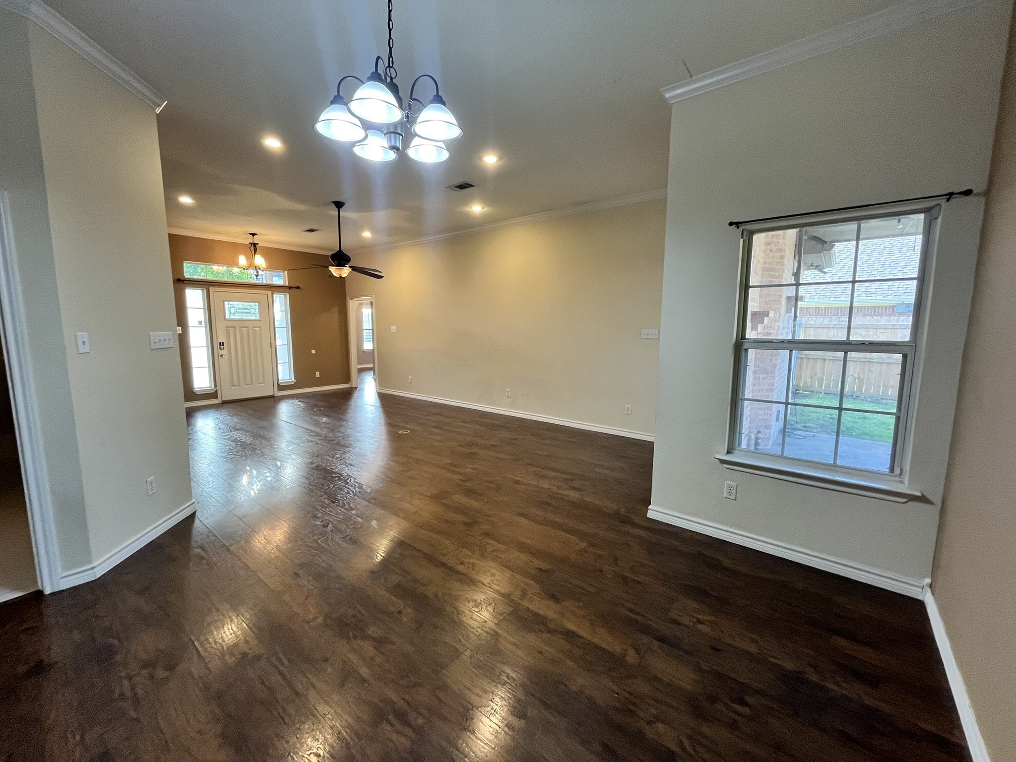 2700 Boyd Street Ennis TX 75119