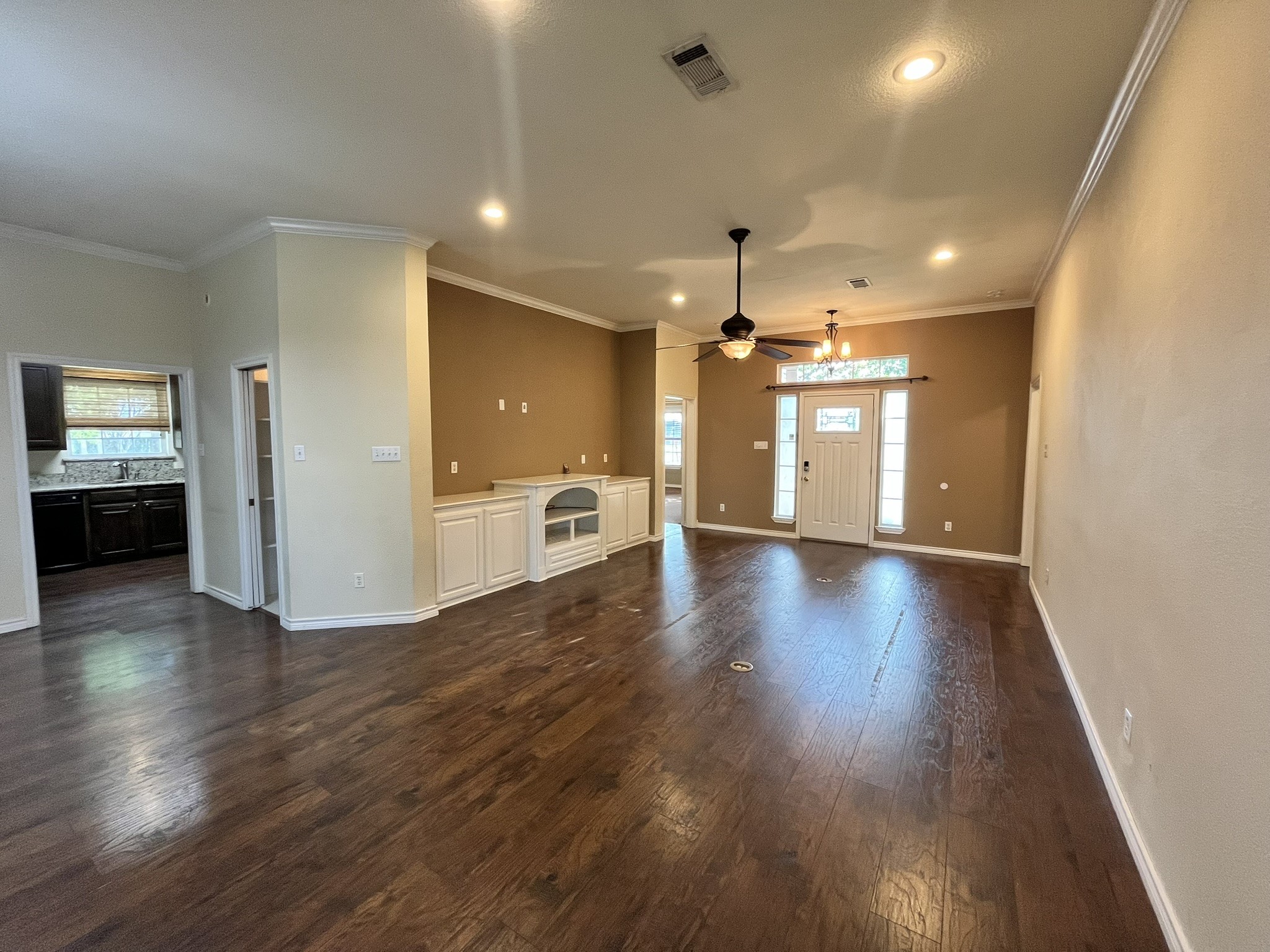 2700 Boyd Street Ennis TX 75119