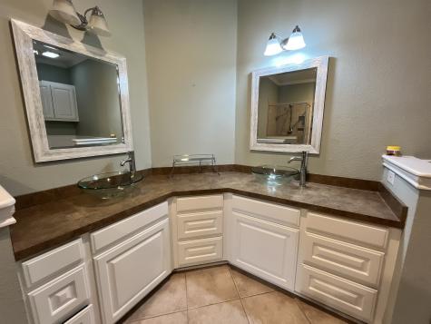 2700 Boyd Street Ennis TX 75119