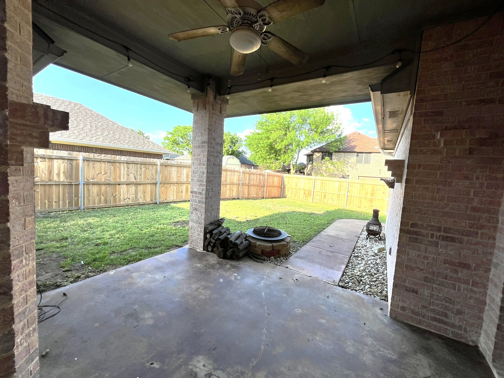 2700 Boyd Street Ennis TX 75119