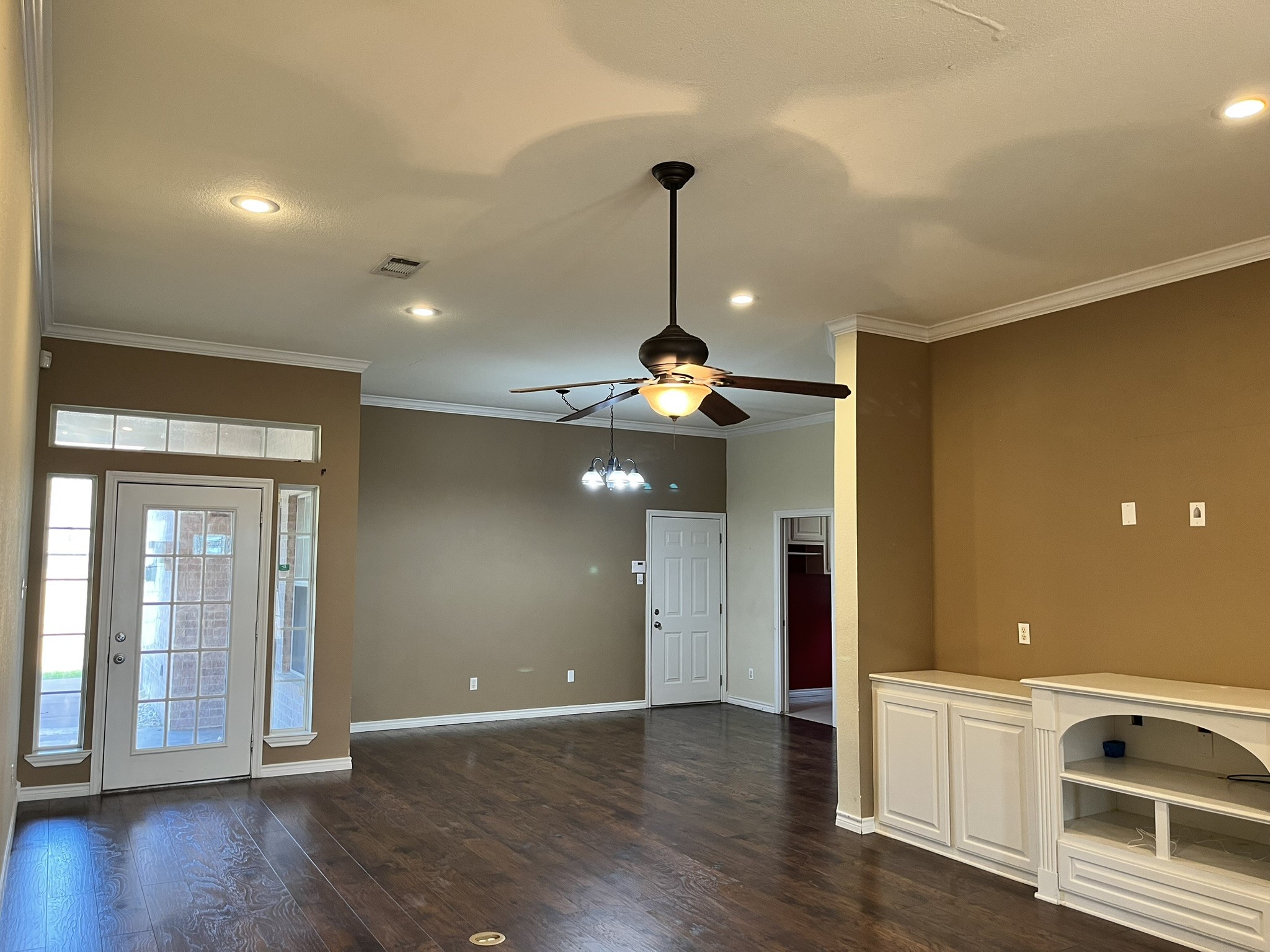 2700 Boyd Street Ennis TX 75119