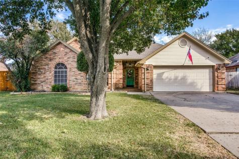 7732 Sagebrush Court N North Richland Hills TX 76182